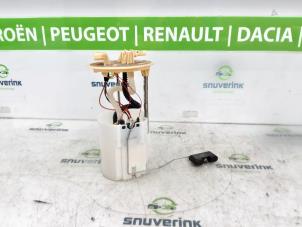 Gebruikte Tank element Pomp Renault Master III (MA/MB/MC/MD/MH/MF/MG/MH) 2.3 dCi 150 16V Prijs € 163,35 Inclusief btw aangeboden door Snuverink Autodemontage