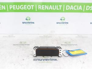 Gebruikte Display Interieur Peugeot Partner (GC/GF/GG/GJ/GK) 1.6 HDI 90 Prijs € 36,30 Inclusief btw aangeboden door Snuverink Autodemontage