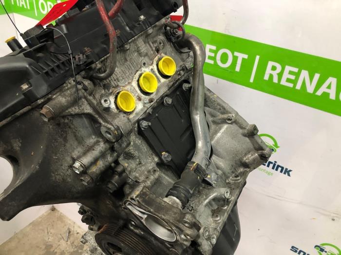 Motor van een Citroën C1 1.0 12V 2013