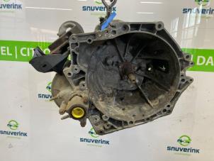 Gebruikte Versnellingsbak Peugeot Partner (GC/GF/GG/GJ/GK) 1.6 HDI 90 Prijs € 846,98 Inclusief btw aangeboden door Snuverink Autodemontage