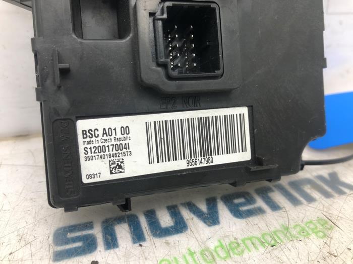 Trekhaak Module van een Peugeot Expert (G9) 2.0 HDi 140 16V 2008