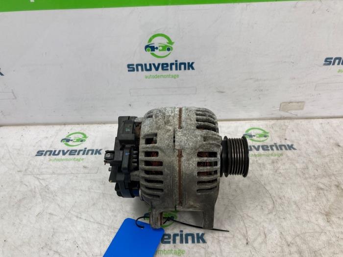 Dynamo van een Peugeot 206 (2A/C/H/J/S) 1.1 XN,XR 2001