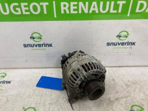 Gebruikte Dynamo Peugeot 206 (2A/C/H/J/S) 1.1 XN,XR Prijs € 54,98 Margeregeling aangeboden door Snuverink Autodemontage