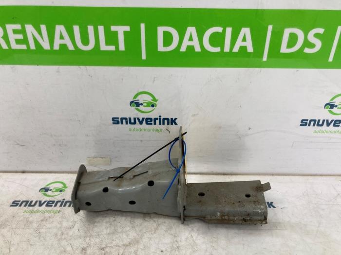 Gebruikte Subframe Renault Scénic IV (RFAJ) 1.2 TCE 130 16V Prijs € 60,00 Margeregeling aangeboden door Snuverink Autodemontage