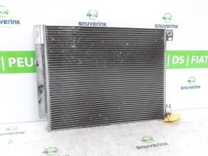 Gebruikte Airco Condensor Renault Scénic IV (RFAJ) 1.2 TCE 130 16V Prijs € 54,98 Margeregeling aangeboden door Snuverink Autodemontage