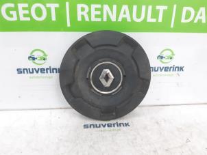 Gebruikte Naafkapje Renault Kangoo Express (RFK) 1.5 Blue dCi 75 Prijs € 24,20 Inclusief btw aangeboden door Snuverink Autodemontage