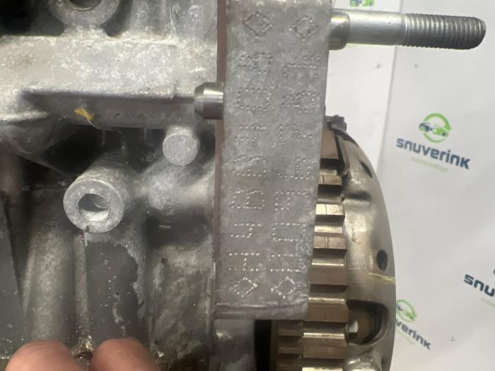 Motor van een Renault Clio IV Estate/Grandtour (7R) 0.9 Energy TCE 90 12V 2016