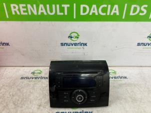 Gebruikte Radio Citroen Jumper (U9) 2.2 HDi 130 Prijs € 302,50 Inclusief btw aangeboden door Snuverink Autodemontage