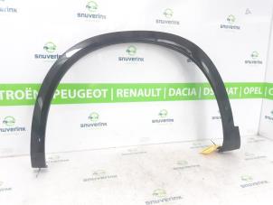 Gebruikte Schermverbreder Renault Austral 1.2 E-Tech Full Hybrid 200 Prijs € 181,50 Inclusief btw aangeboden door Snuverink Autodemontage