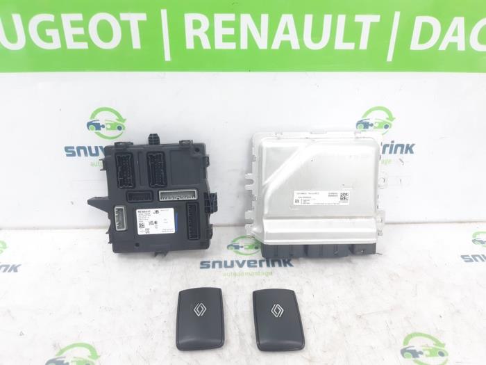 Gebruikte Computer Motormanagement Renault Austral 1.2 E-Tech Full Hybrid 200 Prijs € 665,48 Inclusief btw aangeboden door Snuverink Autodemontage