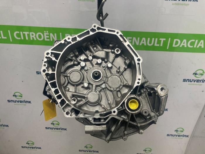 Gebruikte Automaatbak Renault Austral 1.2 E-Tech Full Hybrid 200 Prijs € 3.630,00 Inclusief btw aangeboden door Snuverink Autodemontage