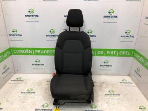Gebruikte Stoel links Renault Clio V (RJAB) 1.0 TCe 90 12V Prijs € 241,98 Inclusief btw aangeboden door Snuverink Autodemontage