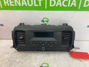 Gebruikte Display Interieur Citroen Jumpy 1.6 Blue HDi 95 Prijs € 108,90 Inclusief btw aangeboden door Snuverink Autodemontage