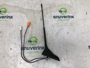 Gebruikte Antenne Opel Corsa F (UB/UH/UP) 1.2 Turbo 12V 100 Prijs € 36,30 Inclusief btw aangeboden door Snuverink Autodemontage