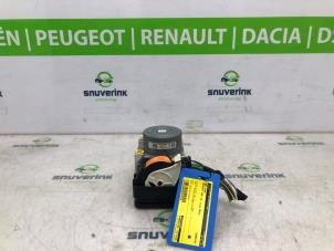 Gebruikte ABS Pomp Peugeot 208 II (UB/UH/UP) 1.2 Vti 12V PureTech 100 Prijs € 159,98 Margeregeling aangeboden door Snuverink Autodemontage