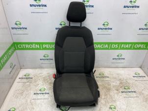 Gebruikte Stoel links Renault Clio V (RJAB) 1.0 TCe 100 12V Bi-Fuel Prijs € 241,98 Inclusief btw aangeboden door Snuverink Autodemontage