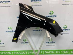Gebruikte Scherm rechts-voor Opel Corsa F (UB/UH/UP) 1.2 12V 75 Prijs € 179,06 Inclusief btw aangeboden door Snuverink Autodemontage