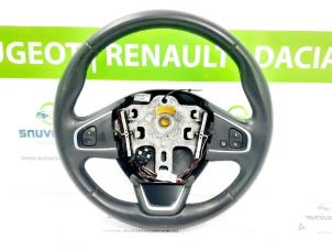 Gebruikte Stuurwiel Renault Captur (2R) 1.3 TCE 150 16V Prijs € 80,00 Margeregeling aangeboden door Snuverink Autodemontage
