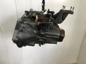 Gebruikte Versnellingsbak Peugeot Boxer (244) 2.8 HDi 127 Prijs op aanvraag aangeboden door Snuverink Autodemontage