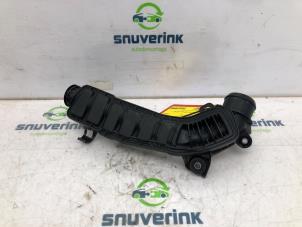 Gebruikte Intercooler Slang Citroen C4 Berline (BA/BB/BC) 1.2 PureTech 130 12V Prijs € 25,00 Margeregeling aangeboden door Snuverink Autodemontage
