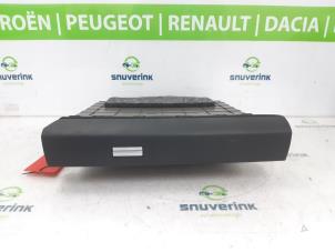 Gebruikte Dashboardkastje Citroen C4 Berline (BA/BB/BC) 1.2 PureTech 130 12V Prijs € 105,00 Margeregeling aangeboden door Snuverink Autodemontage