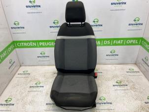 Gebruikte Stoel rechts Citroen C4 Berline (BA/BB/BC) 1.2 PureTech 100 12V Prijs € 163,33 Inclusief btw aangeboden door Snuverink Autodemontage