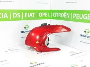 Gebruikte Achterlicht rechts Peugeot 2008 (CU) 1.2 Vti 12V PureTech 82 Prijs € 60,00 Margeregeling aangeboden door Snuverink Autodemontage