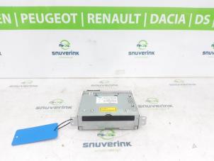 Gebruikte Radio Peugeot 508 (8D) 2.0 Hybrid4 16V Prijs € 300,00 Margeregeling aangeboden door Snuverink Autodemontage