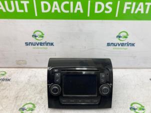 Gebruikte Radio Citroen Jumper (U9) 2.2 HDi 130 Prijs € 332,75 Inclusief btw aangeboden door Snuverink Autodemontage