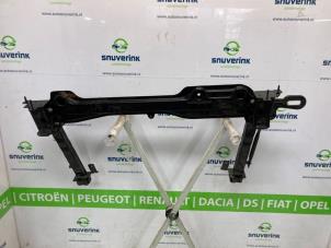 Gebruikte Subframe Renault Kangoo Express (RFK) E-Tech 44 kWh Prijs € 235,95 Inclusief btw aangeboden door Snuverink Autodemontage