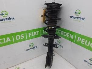 Gebruikte Mac Phersonpoot rechts-voor Renault Kangoo Express (RFK) E-Tech 44 kWh Prijs € 193,60 Inclusief btw aangeboden door Snuverink Autodemontage