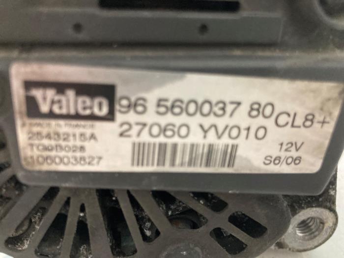 Dynamo van een Peugeot 107 1.4 HDI 2006