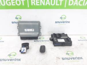 Gebruikte Computer Motormanagement Renault Kangoo Express (RFK) E-Tech 44 kWh Prijs € 544,50 Inclusief btw aangeboden door Snuverink Autodemontage