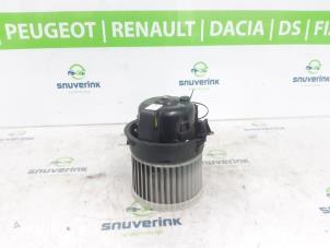Gebruikte Chaufage Ventilatiemotor Citroen C4 Berline (BA/BB/BC) 1.2 PureTech 100 12V Prijs € 193,60 Inclusief btw aangeboden door Snuverink Autodemontage