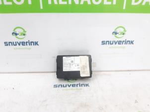 Gebruikte Telefoon Module Renault Talisman (RFDL) 1.6 Energy TCe 150 EDC Prijs € 30,00 Margeregeling aangeboden door Snuverink Autodemontage