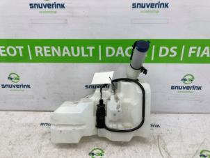 Gebruikte Ruitensproeiertank voor Fiat Ducato (250) 2.2 D 140 Multijet 3 Prijs € 54,45 Inclusief btw aangeboden door Snuverink Autodemontage