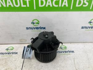 Gebruikte Kachel Ventilatiemotor Peugeot Boxer (U9) 2.0 BlueHDi 130 Prijs € 48,40 Inclusief btw aangeboden door Snuverink Autodemontage