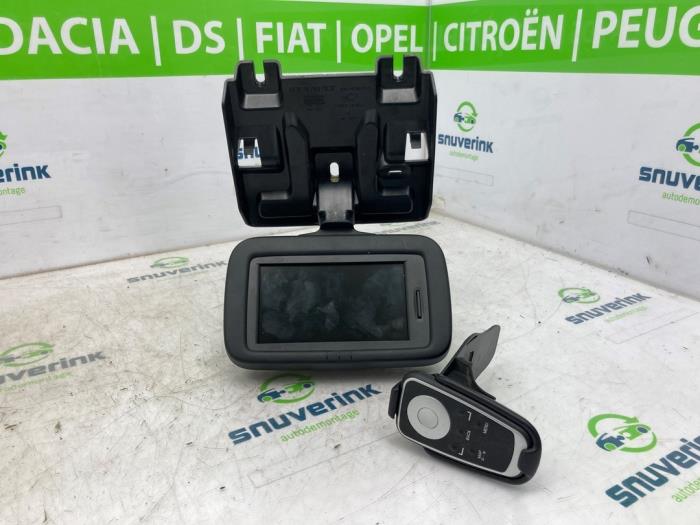 Gebruikte Display Interieur Opel Movano 2.3 CDTi 16V FWD Prijs € 169,40 Inclusief btw aangeboden door Snuverink Autodemontage