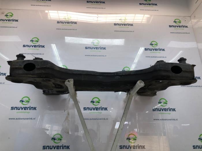Subframe van een Opel Movano 2.3 CDTi 16V FWD 2013
