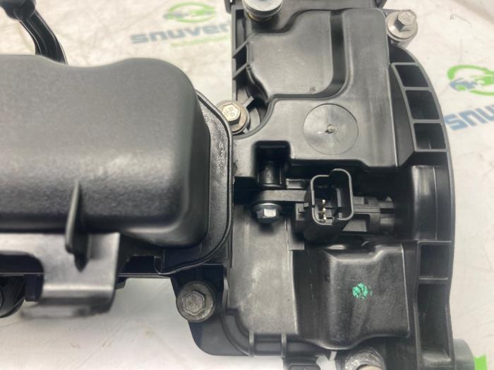 Kleppendeksel van een Fiat Ducato (250) 2.2 D 120 Multijet 3 2023