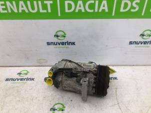 Gebruikte Aircopomp Renault Clio IV Estate/Grandtour (7R) 0.9 Energy TCE 12V Prijs € 55,00 Margeregeling aangeboden door Snuverink Autodemontage