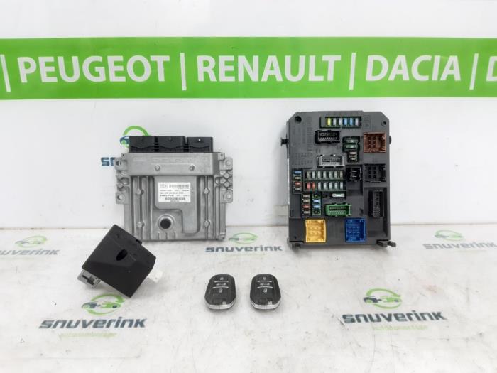 Gebruikte Computer Motormanagement Peugeot 508 (8D) 2.0 Hybrid4 16V Prijs € 300,00 Margeregeling aangeboden door Snuverink Autodemontage