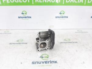 Gebruikte Gasklephuis Renault Captur (2R) 1.2 TCE 16V EDC Prijs € 30,00 Margeregeling aangeboden door Snuverink Autodemontage