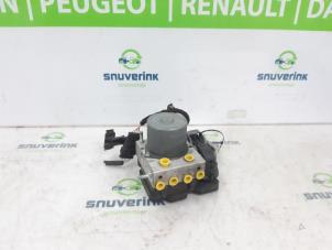 Gebruikte ABS Pomp Fiat Ducato (250) 2.2 D 120 Multijet 3 Prijs € 514,25 Inclusief btw aangeboden door Snuverink Autodemontage