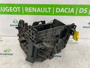 Gebruikte Accubak Renault Trafic (1FL/2FL/3FL/4FL) 1.6 dCi 125 Twin Turbo Prijs € 60,50 Inclusief btw aangeboden door Snuverink Autodemontage