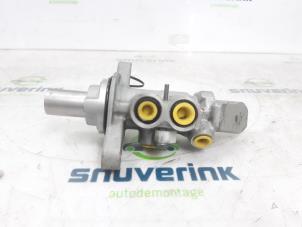 Gebruikte Hoofdremcilinder Renault Megane IV Estate (RFBK) 1.2 Energy TCE 130 Prijs € 60,50 Inclusief btw aangeboden door Snuverink Autodemontage