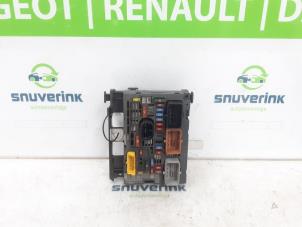 Gebruikte Zekeringkast Peugeot 308 CC (4B) 1.6 VTI 16V Prijs € 160,00 Margeregeling aangeboden door Snuverink Autodemontage