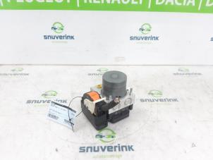 Gebruikte ABS Pomp Peugeot 5008 II (M4/MC/MJ/MR) 1.6 THP 165 Prijs € 325,00 Margeregeling aangeboden door Snuverink Autodemontage