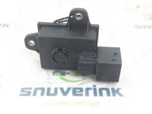 Gebruikte Start/Stop relais Peugeot 5008 II (M4/MC/MJ/MR) 1.6 THP 165 Prijs € 65,00 Margeregeling aangeboden door Snuverink Autodemontage