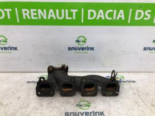 Gebruikte Uitlaatspruitstuk Peugeot 5008 II (M4/MC/MJ/MR) 1.6 THP 165 Prijs € 200,00 Margeregeling aangeboden door Snuverink Autodemontage